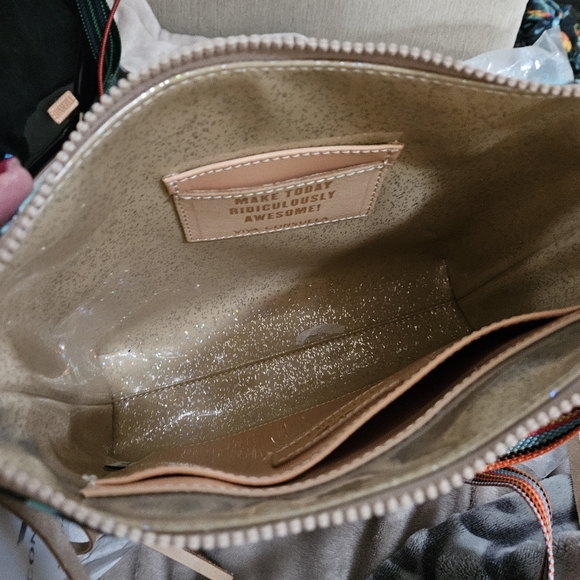 Consuela Crossbody Bag - Picture 6 of 9